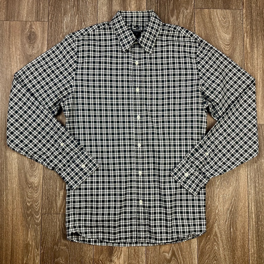 Club Monaco Men's Size Medium Black White Plaid Button Up Long Sleeve Shirt